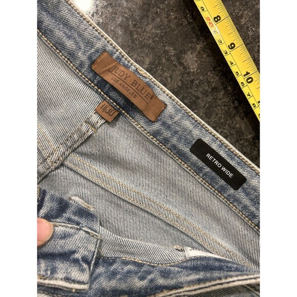 Judy Blue Jeans Women’s 11/30 Blue Retro Wide Fit High Rise Medium Wash Grunge - Picture 3 of 8